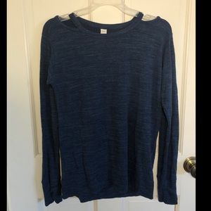 Athleta girl long sleeve - shoulders are open